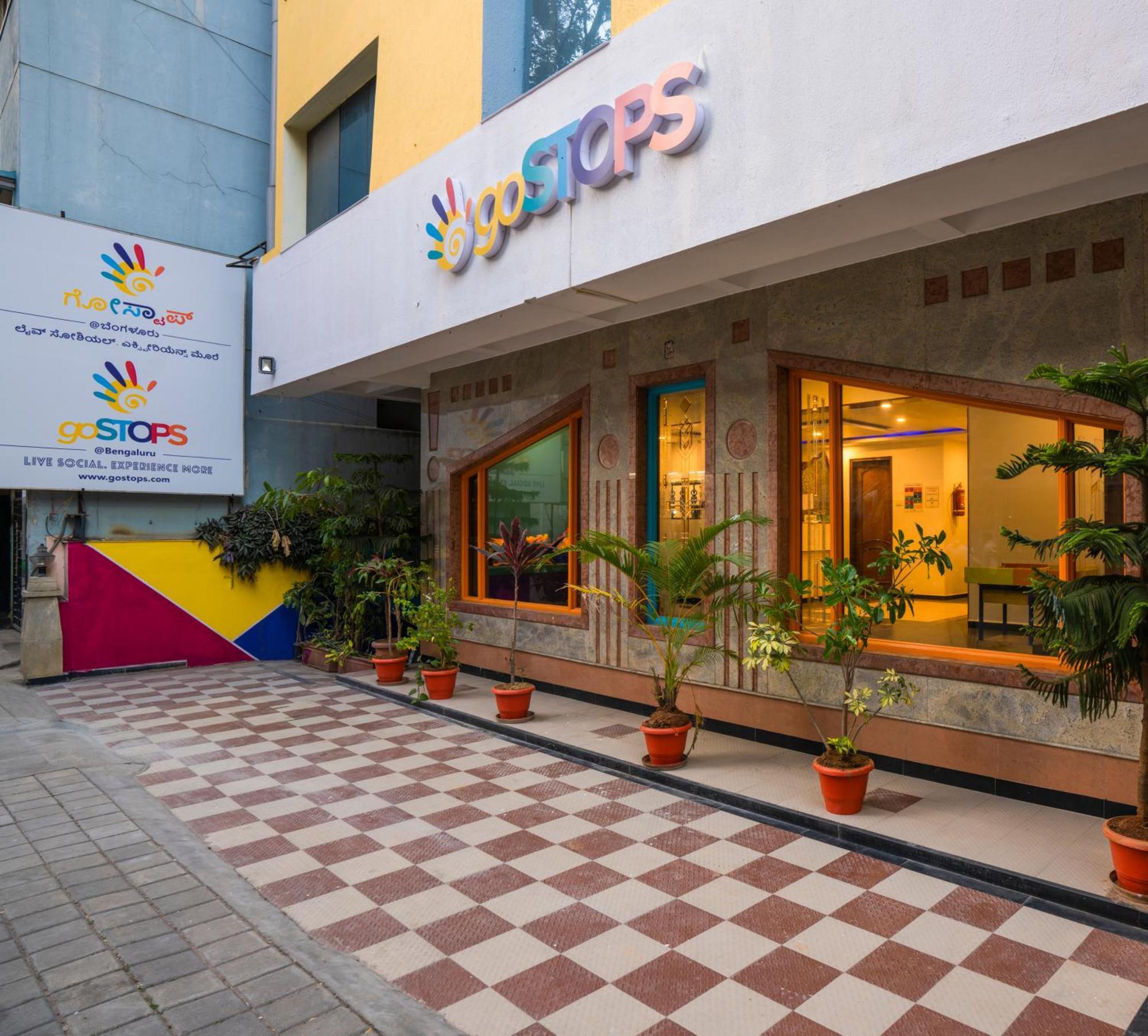 Gostops Bengaluru, Gandhi Nagar Majestic Esterno foto